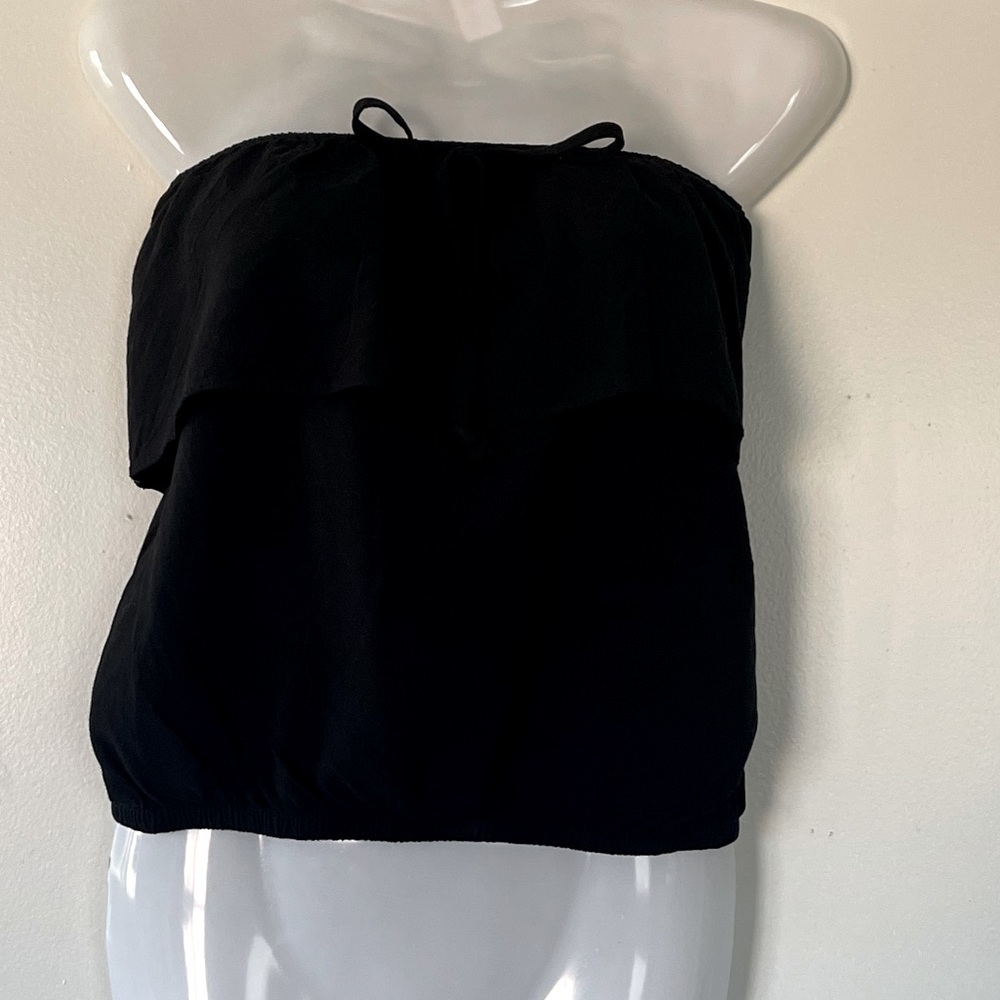 Chloe K Strapless Crop Top